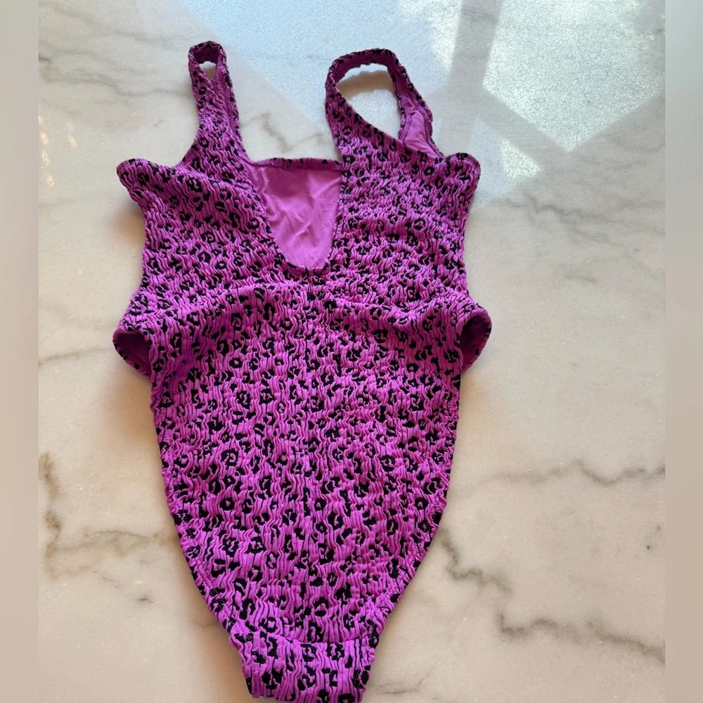 Good American Lollipop Leopard One Piece - Picture 4 of 6